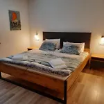 Hisa Spuntar Daire Bovec