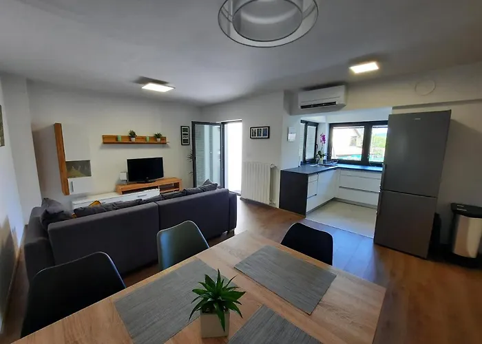 Hisa Spuntar * Bovec