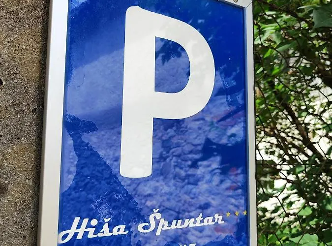 Hisa Spuntar * Bovec